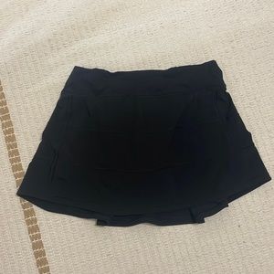 Lululemon pace rival mid-rise skirt tall 15” size 6 skort black